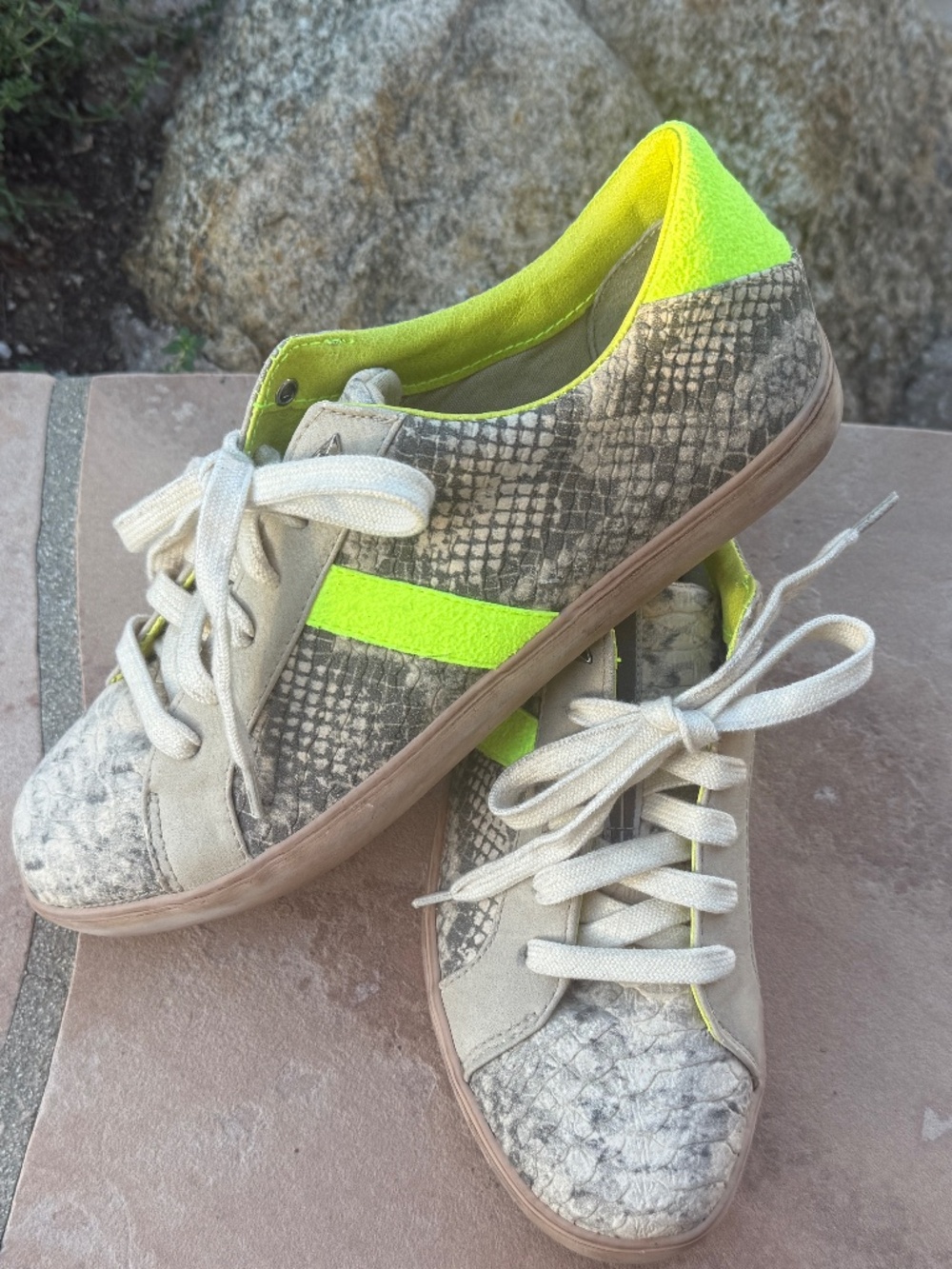 SAM EDELMAN Natural Snakeskin Leather HANSON Lime Green Sneakers 8.5